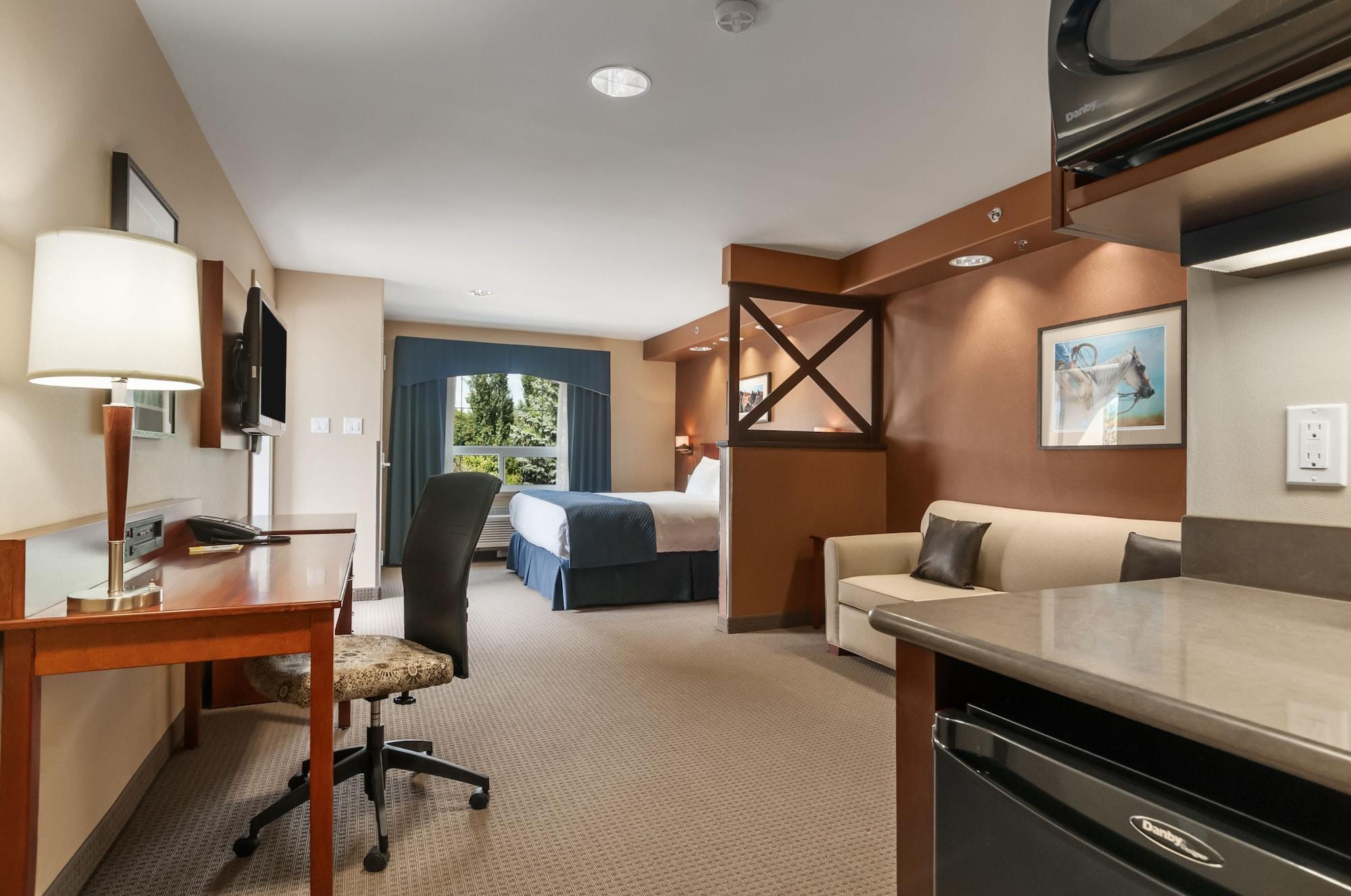 Days Inn & Suites By Wyndham Brandon Εξωτερικό φωτογραφία